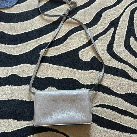 Marc Jacobs Empire City Crossbody - Picture 3 of 9